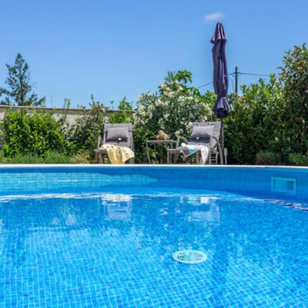 Studio Apartment With Pool Pula Extérieur photo